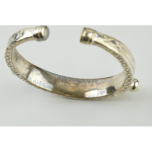 Jawahir Oman a set of 6 sterling silver napkin rings in the form of