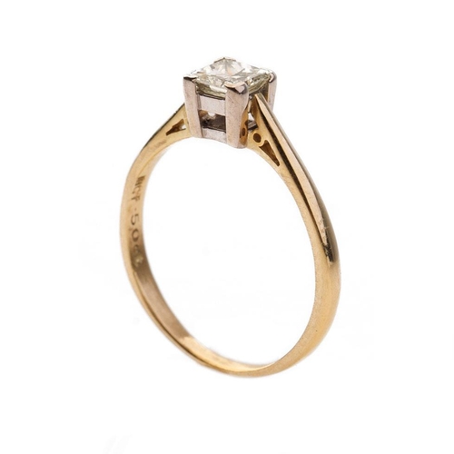 229 - 18ct gold ring set with single square diamond, approx. 0.5ct, 2.5 grams, size P.