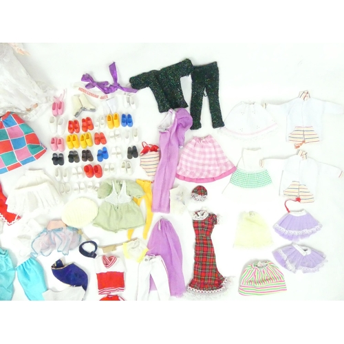 278 - A good collection of vintage Sindy dolls and accessories. c1970s & 80s. One tray.