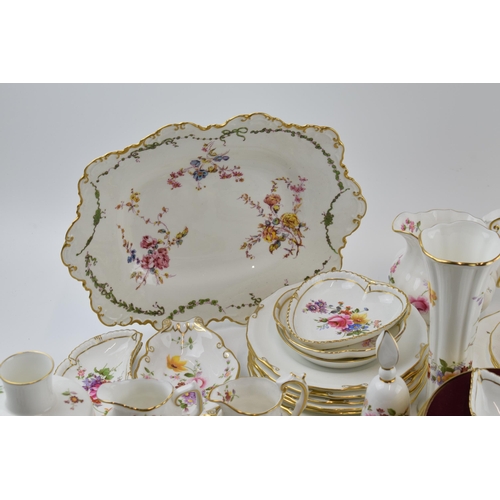 161 - A collection of Royal Crown Derby items in the 'Derby Posies' pattern to include dishes, vases, jugs... 