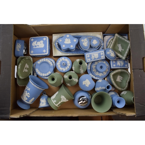 170 - Wedgwood Jasperware mixed lot. A good quantity and variety of pieces in blue and sage green. Include... 