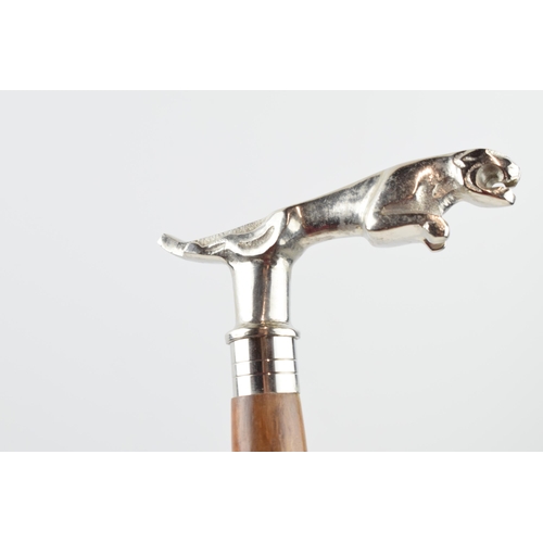 368 - Reproduction 3-piece gentleman's travelling walking stick with Jaguar style handle, 94cm tall.