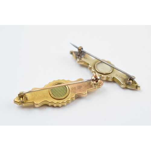 220D - 9ct gold bar brooches with locket backs to include garnet and pearl stones, 3.7 grams (2), steel pin... 