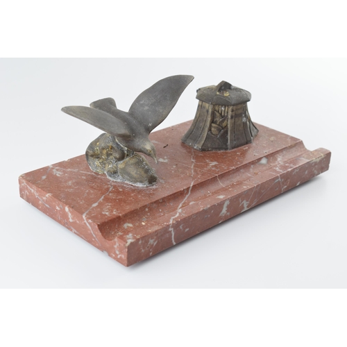 194 - French Art Deco inkwell with a seagull, 25cm long.