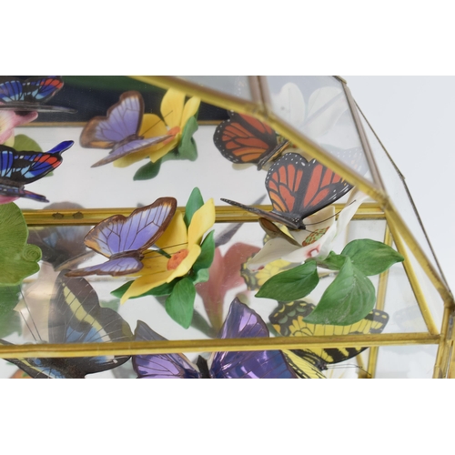 35 - A collection of Franklin Mint 'Butterflies of the World', complete set of 15, in original display ca... 