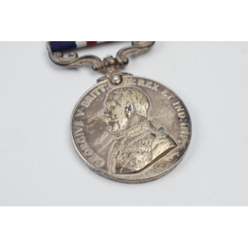 369 - King George V silver medal with ribbon 'The Military Medal', 'For Bravery in the Field' awarded to 7... 