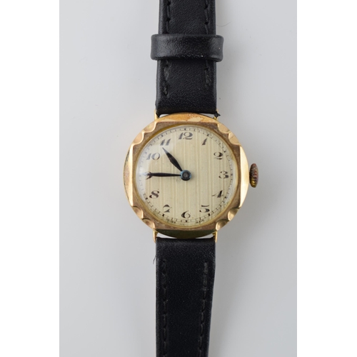 415 - 9ct gold cased ladies wristwatch, 27mm.