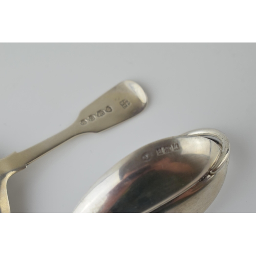 489 - A pair of caddy spoons to include a London 1839 I&H Lias example with a 1961 Birmingham A E Jones, 2... 