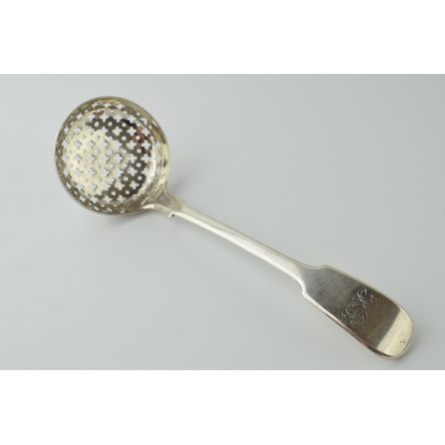 493 - Silver sugar sifter ladle, London 1822, Eley & Fearn, 43.4 grams.