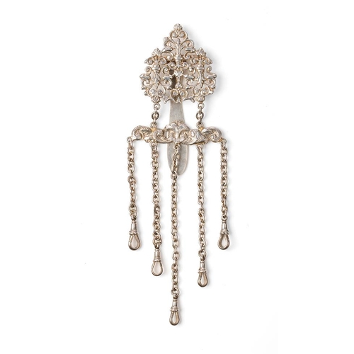 480 - Silver chatelaine with 5 chains and clasps with ornate decoration, 35.7 grams, London 1895, Charles ... 