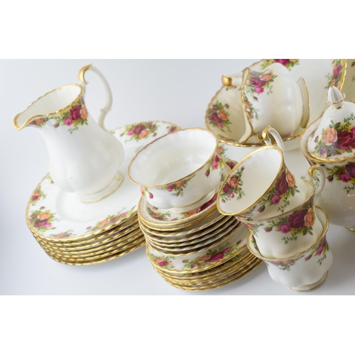 168 - A good collection of Royal Albert Old Country Roses to include a teapot, dinner plates, side plates,... 