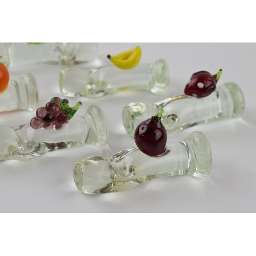 208 - A set of 6 vintage glass knife rests with fruit finials, possibly French, 7.5cm long (6).