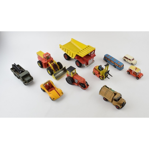 308 - A mixed collection of unboxed die-cast model vehicles to include Dinky Toys Aveling-Barford Centaur ... 