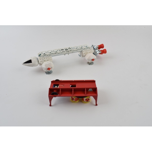 315 - Dinky Toys 360 Space 1999 Eagle Freighter, (white/red body, red rear and side thrusters) complete wi... 