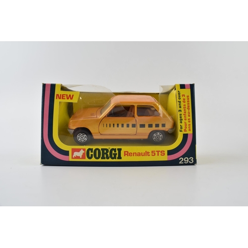 318 - Corgi Toys die-cast collectables to include, 293 Renault 5TS, 321 Porsche 924, 334 Ford Escort, 338 ... 