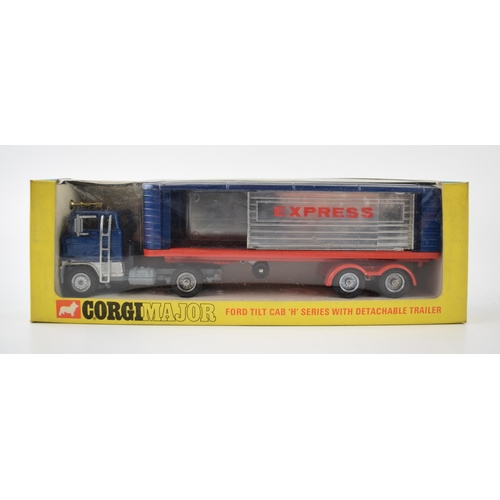 325 - Corgi Major die-cast model 1137 Ford Tilt Cab H Series With Detachable Trailer D model, scarcer box ... 