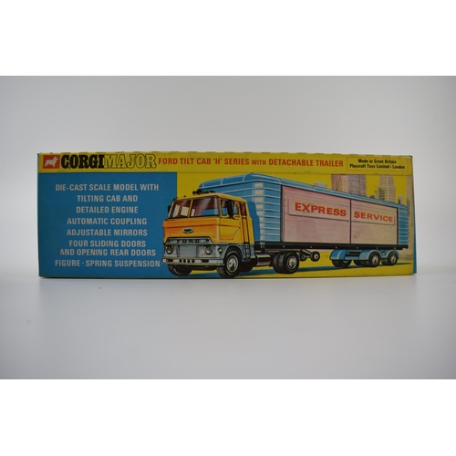 325 - Corgi Major die-cast model 1137 Ford Tilt Cab H Series With Detachable Trailer D model, scarcer box ... 