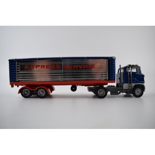 325 - Corgi Major die-cast model 1137 Ford Tilt Cab H Series With Detachable Trailer D model, scarcer box ... 