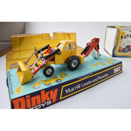 326 - Corgi and Dinky Toys boxed die-cast collectables to include, 353 Decca Airfield Control Radar 424 Sc... 