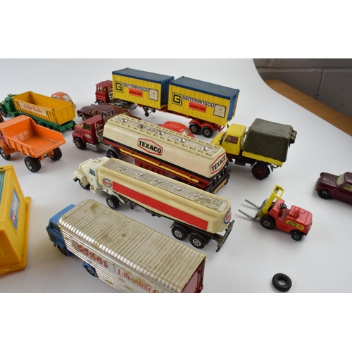 346 - A collection of unboxed vintage die-cast model vehicles by manufacturers Dinky, Corgi and Matchbox.