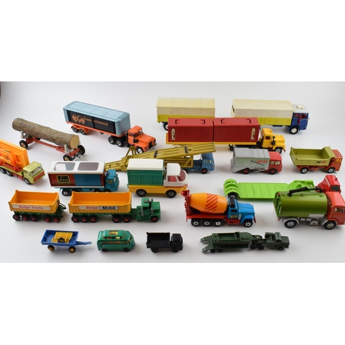 359 - Vintage unboxed die-cast toys, to include, Dinky, Matchbox Super Kings, Corgi and similar manufactur... 