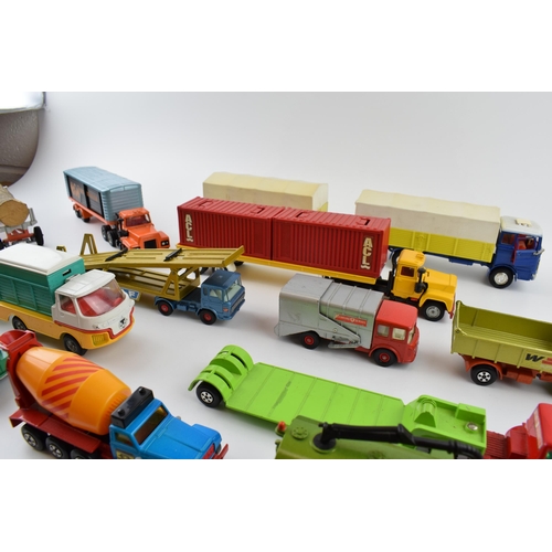 359 - Vintage unboxed die-cast toys, to include, Dinky, Matchbox Super Kings, Corgi and similar manufactur... 