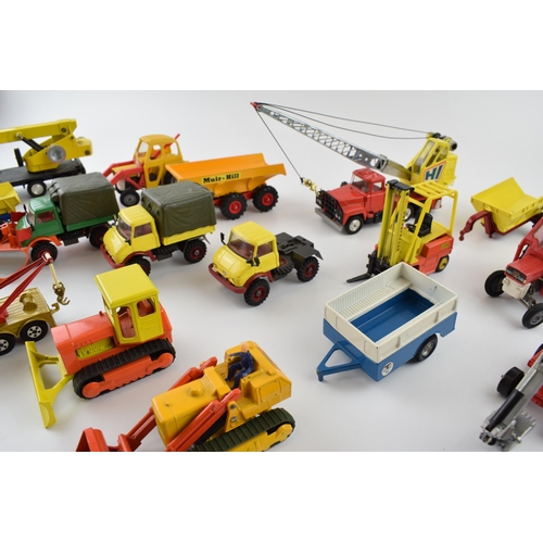 360 - Vintage unboxed die-cast toys, to include, Dinky, Matchbox Super Kings, Corgi and similar manufactur... 