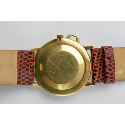 432 - 18ct gold cased Jaegar Le Coultre watch on leather strap, in wokring order, manual, 36mm.
