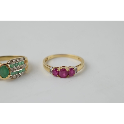 592 - 9ct gold jade style ring, size Q/R, with a similar stone set ring, size P, combined 5.4 grams (2).