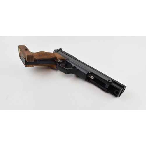 533 - Gamo Single Stroke pnuematic air pistol in original box. In working order. Length 34cm.