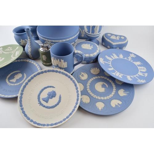 194 - Wedgwood Jasperware to include a bowl, plates, trinkets, vases etc in varying colours (Qty).