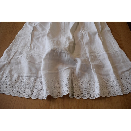 301 - Mid 20th century white christening gown, 75cm long.