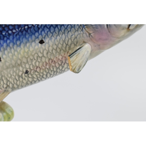 68 - Beswick Atlantic Salmon 1233 (af).