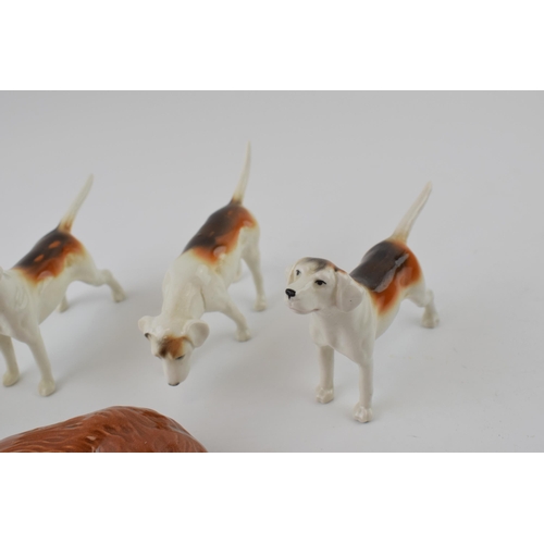 90 - Beswick foxhounds with a lying fox 1017 (5) (fox af).