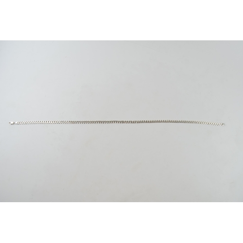 273 - Silver curb link chain with lobster claw clasp marked 925 Italy. Length including clasp 61cm. Weight... 