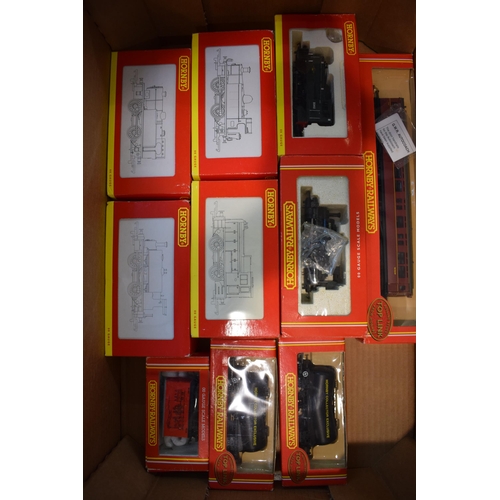 405 - A collection of boxed Hornby OO Gauge model railway items to include, Caledonian Local, BR 0-4-0 Die... 