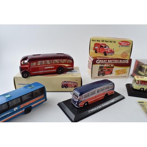 407 - A collection of mainly boxed diecast model vehicles to include, Hornby Model to Yesteryear Morris Mi... 