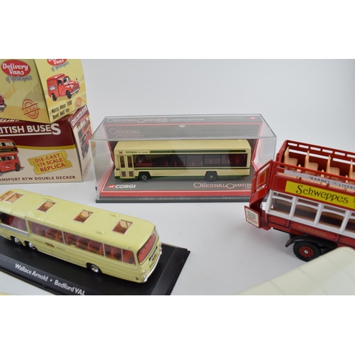 407 - A collection of mainly boxed diecast model vehicles to include, Hornby Model to Yesteryear Morris Mi... 