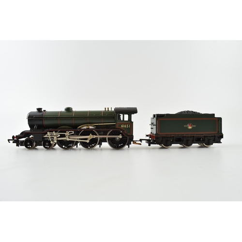 418A - Boxed Hornby Model train R2038C Class B17 4-6-0 61651 'Derby County' in BR livery.