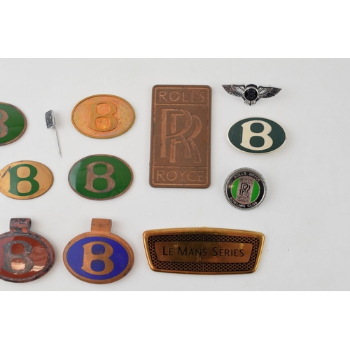 467 - A collection of Rolls Royce and Bentley cars related automobilia items. To include vintage enamel ca... 