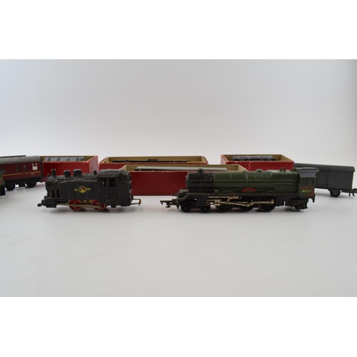 504 - A quantity of 00 gauge model railway to include engines Princess Elizabeth, Jouef for Playcraft Brit... 