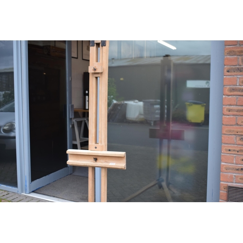 534 - Artists Radial Studio easel, free standing, fully adjustable in beech, approx 1.8-2m tall.