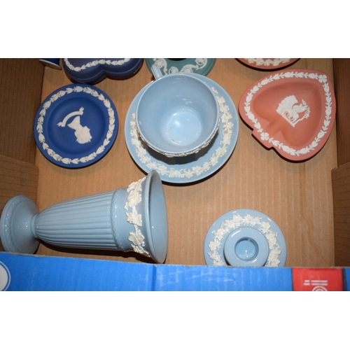 216A - Wedgwood Jasperware to include vases, trinkets, pin dishes, candlesticks and others in terracotta, t... 