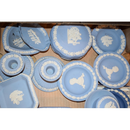 216B - Wedgwood Jasperware to include plates, trinkets, pin dishes, candlesticks and others in blue, circa ... 