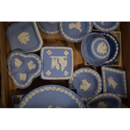 216B - Wedgwood Jasperware to include plates, trinkets, pin dishes, candlesticks and others in blue, circa ... 