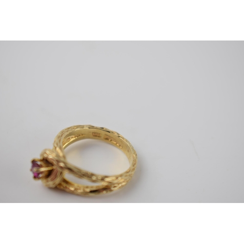 290G - 9ct gold dress ring set with red stone, 4.2 grams, size K/L.