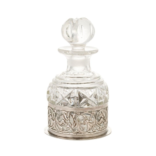 103 - Silver and glass perfume bottle with silver base, Birmingham 1904, W Hutton, 12cm tall.