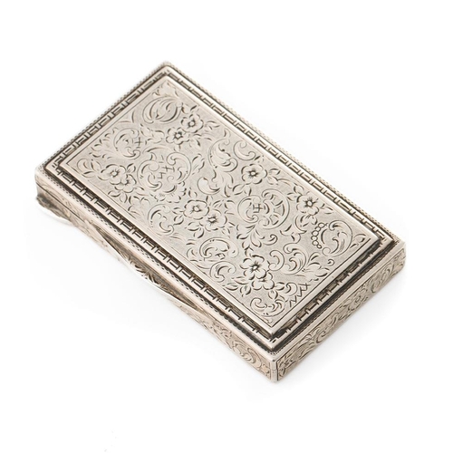 145 - Vintage silver snuff box with floral decoration, stamped '900', 69.0 grams.