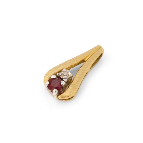 261 - 18ct gold pendant set with a ruby and a diamond, 1.3 grams, 16mm tall.