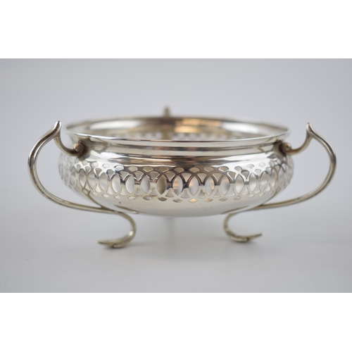 100 - Silver pierced decoration dish with three handles, Birmingham 1921, Syner & Beddoes, 115.4 grams.